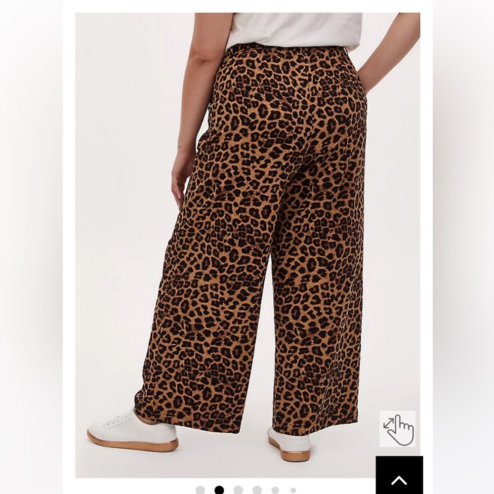 NWT Torrid Leopard Wide Leg Pants. 1XL